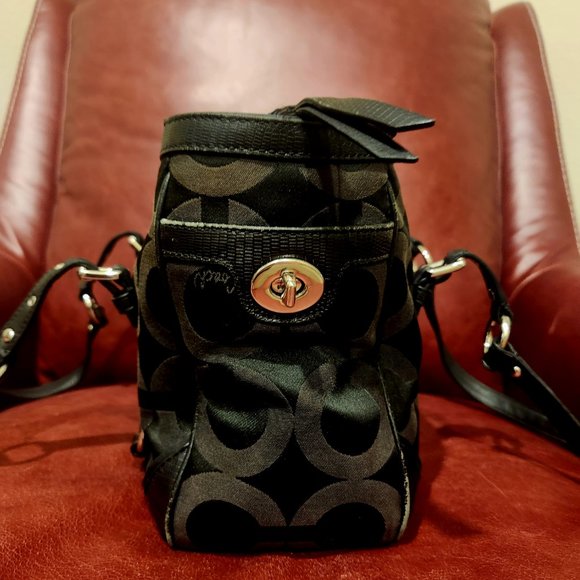 Black Coach Purse E1394-19404M - Picture 4 of 8